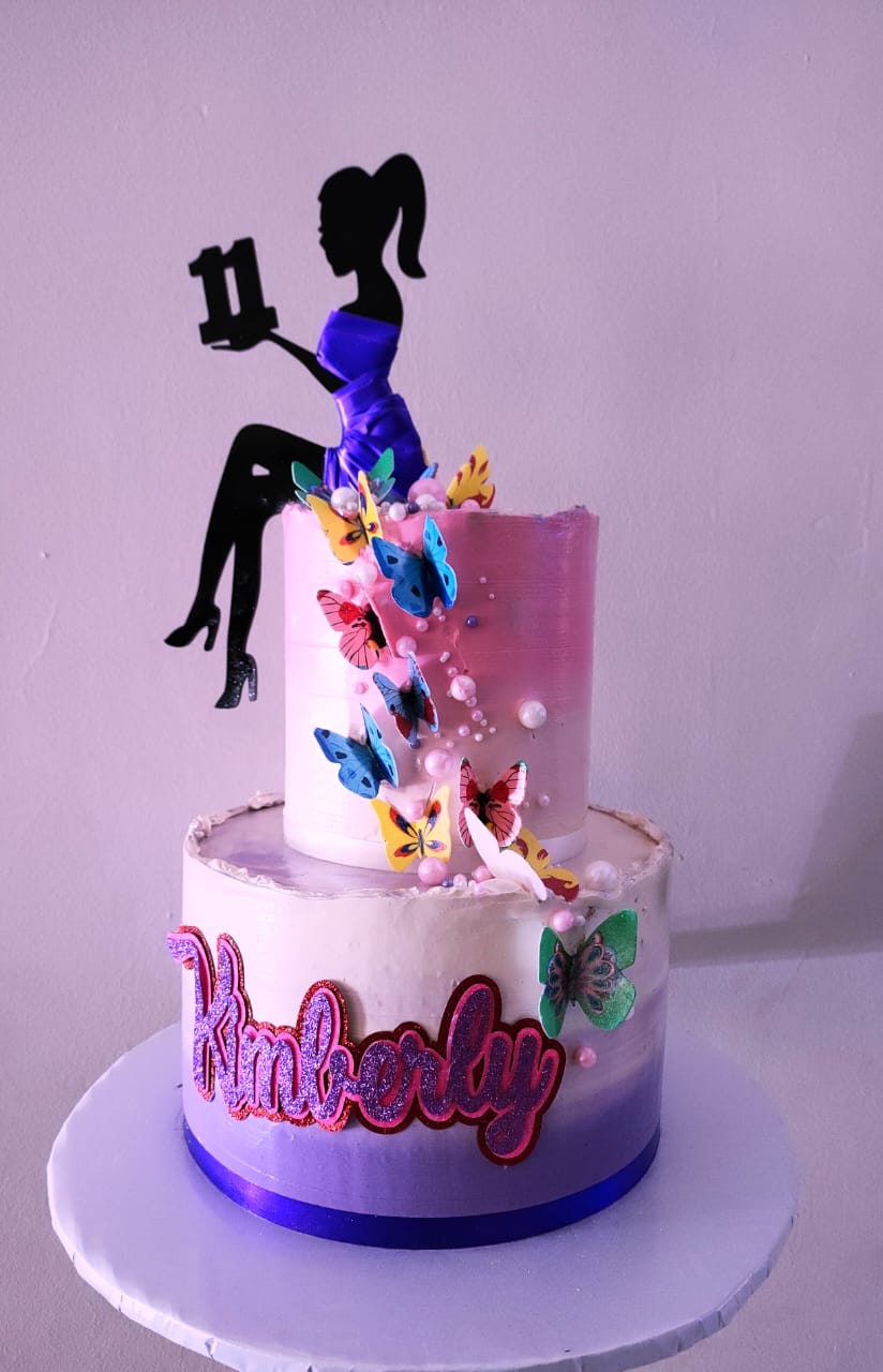 2.5 kg lemon blueberry cake